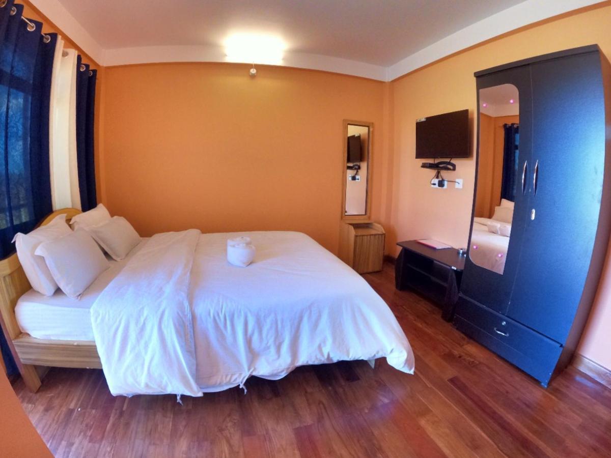 Aurora Guest House Shillong Exteriör bild