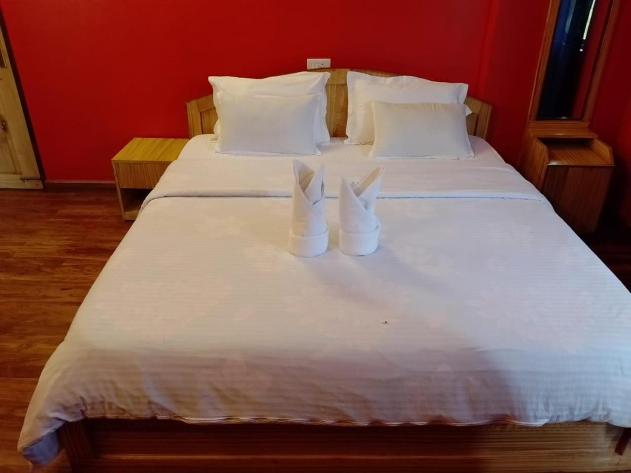 Aurora Guest House Shillong Exteriör bild