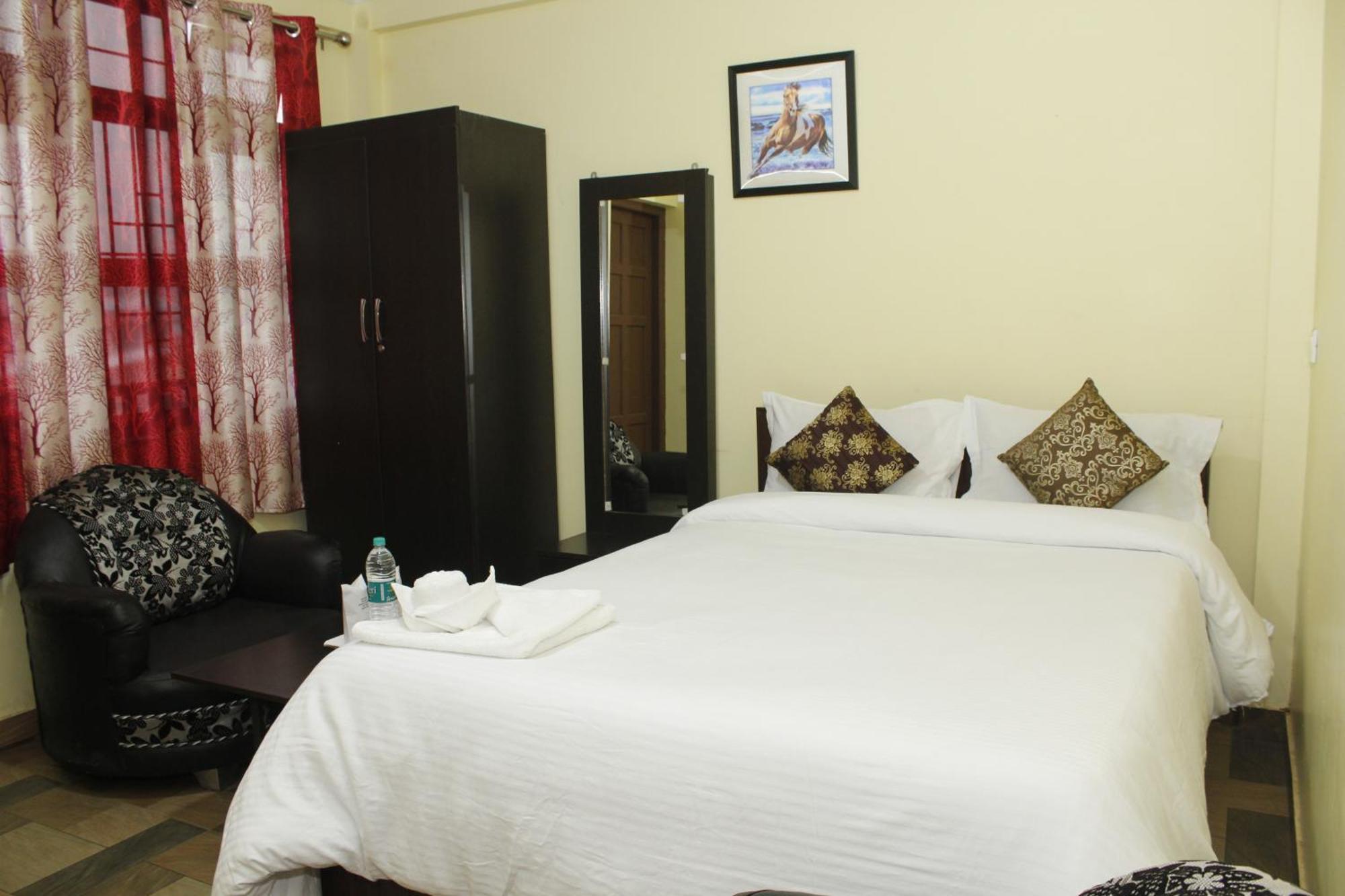 Aurora Guest House Shillong Exteriör bild