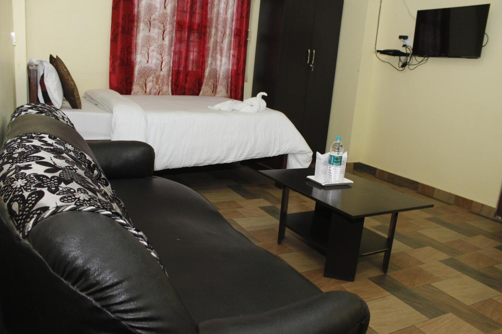 Aurora Guest House Shillong Exteriör bild